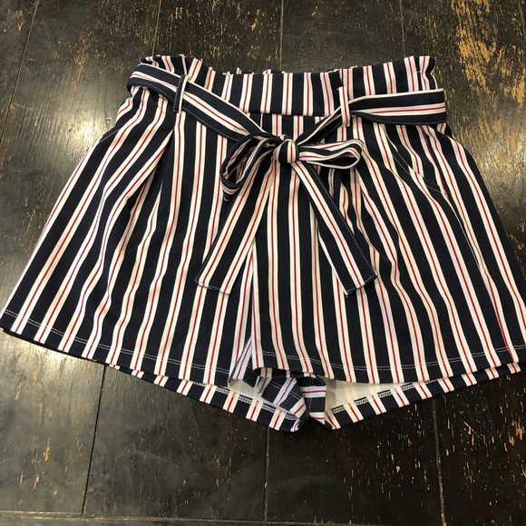 Ardene Pants - ARDENE/Shorts/Blue, Red & White/Size L